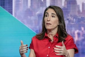 هاماك المسؤولة في الفيدرالي: التضخم يستدعي القلق أكثر من سوق العمل