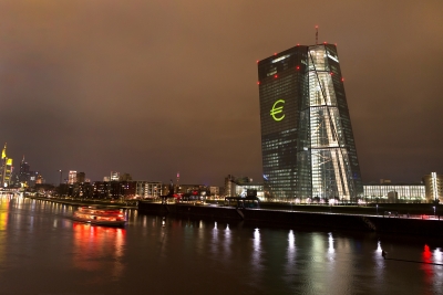 محضر إجتماع البنك المركزي الأوروبي يظهر تراجع الثقة في تعافي النمو