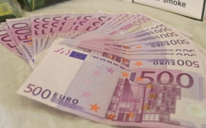 اليورو يسجل أعلى مستوى في اسبوعين في اسبوع حافل بالأحداث