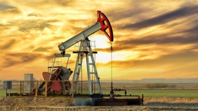 أسعار النفط تتراجع بفعل زيادة المخزونات الأمريكية ، ومخاوف الصين من فيروس كورونا