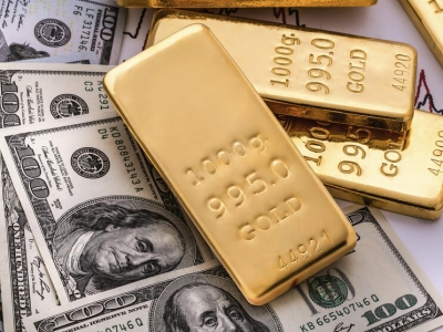الذهب يتجه لانخفاض اسبوعي مع اظهار الاقتصاد الامريكي مرونة