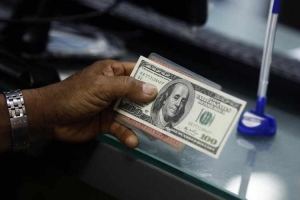 عمان تستأجر البنوك لسندات بالدولار المزدوج