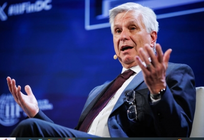 والر لا يتوقع تأثيراً مستداماً للحرب مع إيران على التضخم