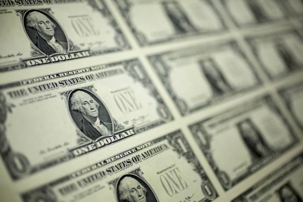 الدولار يتعافى أمام العملات الرئيسية قبل اجتماع الفيدرالي
