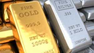 تراجع الذهب والفضة مع صعود الدولار إلى أعلى مستوى في شهرين