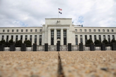 الفيدرالي يرفع أسعار الفائدة 75 نقطة مجددا ويلمح إلى زيادات قادمة أصغر