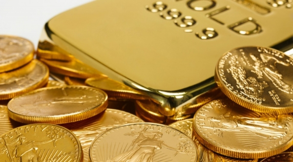 الذهب يستقر بعد اكبر عمليات بيع في ثلاث سنوات ونصف