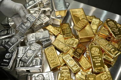 الذهب يتراجع مع التركيز على بيانات التضخم الامريكية