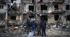 أوكرانيا تطالب بمزيد من العقوبات على روسيا بعد ضربات خاركيف