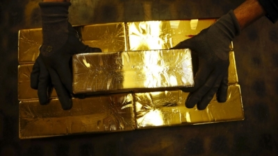 الذهب بصدد أكبر مكسب منذ أسبوعين مع تنامي مخاوف التضخم