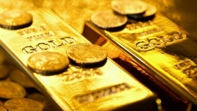 ارتفع الذهب إلى أعلى مستوى خلال 6 أعوام  حيث أثارت المخاوف التجارية اندفاعًا آمنًا