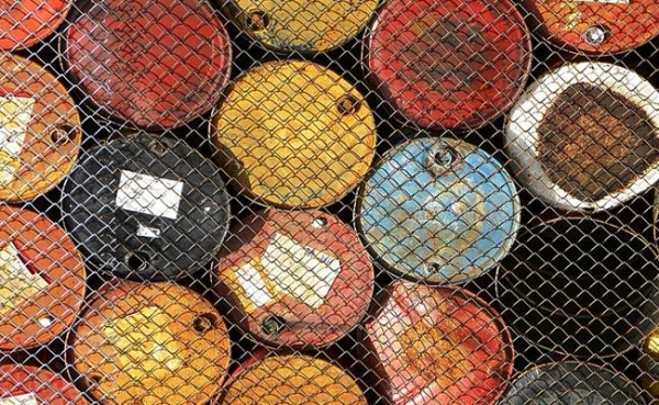 النفط الخام ينخفض بعد تصريحات لترامب بشأن التجارة أنعشت الدولار