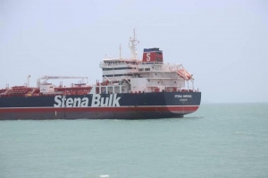 بريطانيا تدعو إلى مهمة بحرية أوروبية لمواجهة القرصنة الإيرانية