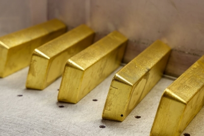 الذهب ينتعش مع إلتماس المستثمرين الأمان من ضغوط تضخمية متزايدة
