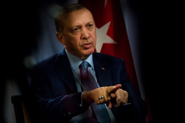 وزير: تركيا ستواصل العمل مع إيران ولن تقبل بمحاسبة من أحد
