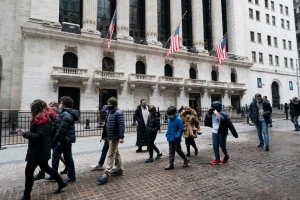 الأسهم الأمريكية تتحول للارتفاع على وقع شهادة باويل