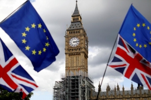 مجلس الوزراء البريطاني عقد محادثات سرية لتأجيل البريكست 8 اسابيع