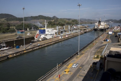 إيرادات قناة بنما تتلقى ضربة من التوترات التجارية بين ترامب والصين