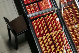 الذهب يقلص خسائر عنيفة مع تراجع ترامب عن تهديده لإيران