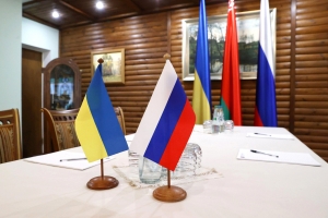 مسئول تركي : المفاوضون الروس والاوكرانيون يبدؤن محادثات السلام يوم الاثنين