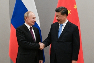 دبلوماسي صيني : الصين ستزيد التنسيق مع روسيا