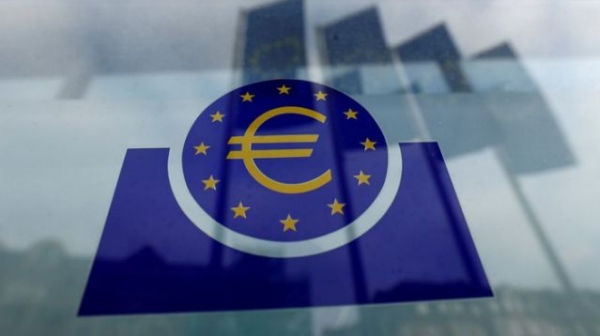 البنك المركزي الأوروبي يبقي برنامجه التحفيزي دون تغيير