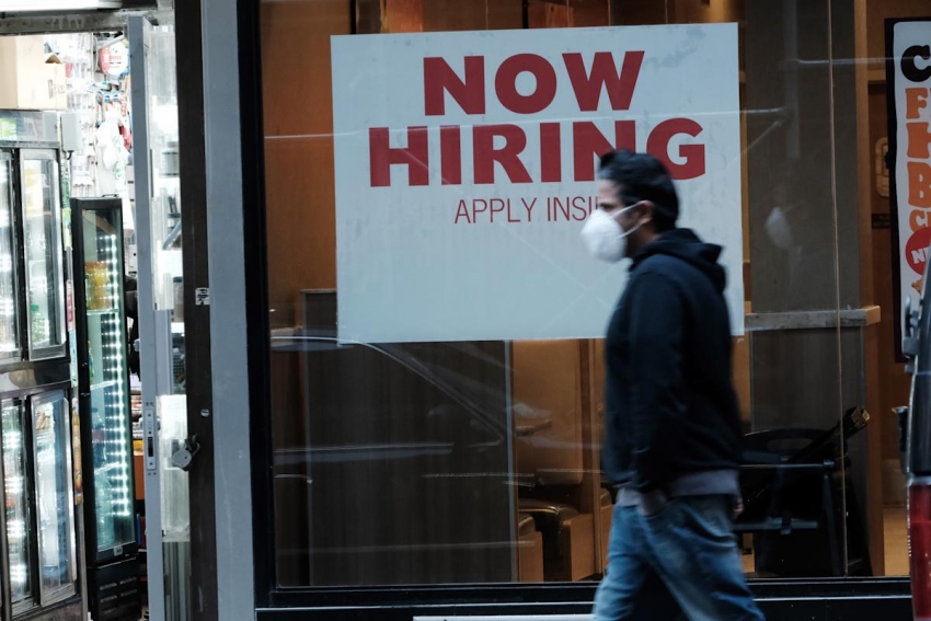 اعانات البطالة الامريكية الاسبوعية تزداد بشكل معتدل
