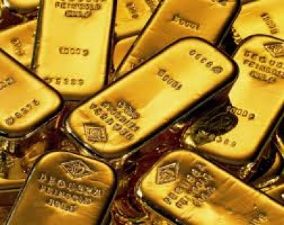الذهب مستقر مع تراجع شهية المخاطرة، والدولار القوي يحد من المكاسب