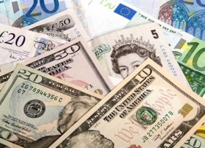 الدولار ينهار مقابل اليورو والين بسبب رهانات خفض الفائدة