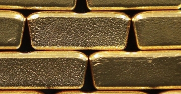 الذهب يرتفع قليلا وسط تركيز على قمة مجموعة العشرين