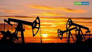خفض انتاج النفط يؤثر على توقعات النمو لاقتصادات الخليج العربية