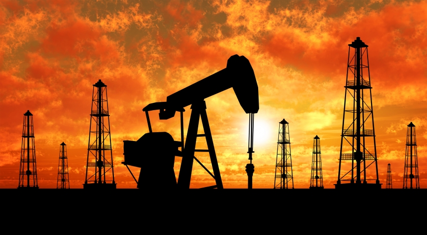 النفط يقفز لاعلى مستوياته منذ 2014 بعد انسحاب الولايات المتحدة من الاتفاق الايراني