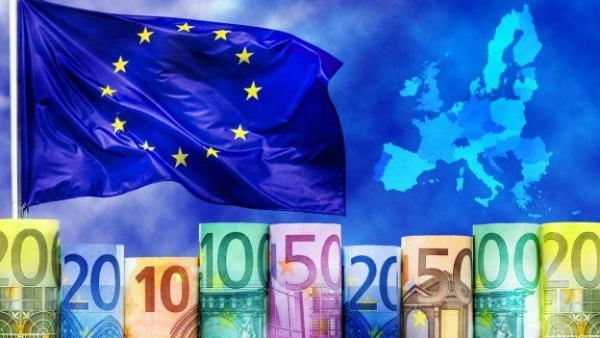 تعافي اليورو والفرنك مع تحسن معنويات السوق وترقب المتداولين لاجتماع المركزي الاوروبي