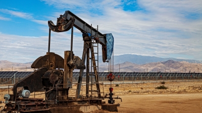 النفط فوق 120 دولار بعد تحذير الإمارات من ارتفاع الأسعار