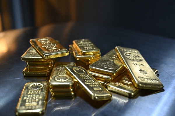 الذهب يرتفع مع تراجع رهانات رفع الاحتياطي الفيدرالي لأسعار الفائدة في أكتوبر