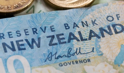 نيوزيلندا تجري أكبر زيادة في أسعار الفائدة منذ 22 عاما