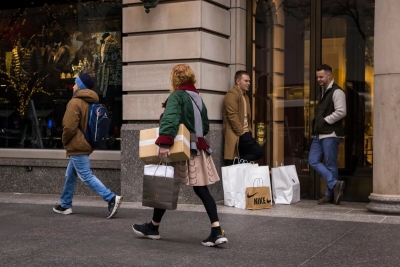 مبيعات التجزئة الأمريكية تقفز بأكبر قدر في عامين مع استباق رسوم ترمب