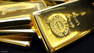 الذهب يقفز إلى أعلى مستوى منذ شهر مع تبدد الآمال بتعاف اقتصادي سريع
