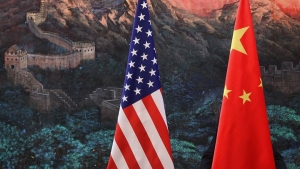 الصين تستهدف مسؤولين أمريكيين بعقوبات كرد إنتقامي
