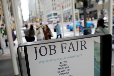 نمو الوظائف الامريكية يرتفع في اكتوبر وتراجع معدل البطالة لـ 4.6%