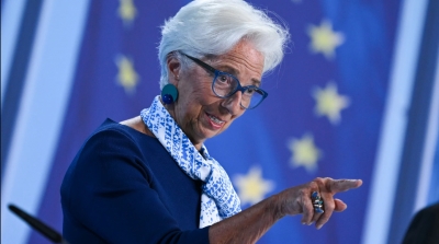 المركزي الأوروبي يبقي الفائدة دون تغيير للاجتماع الرابع على التوالي