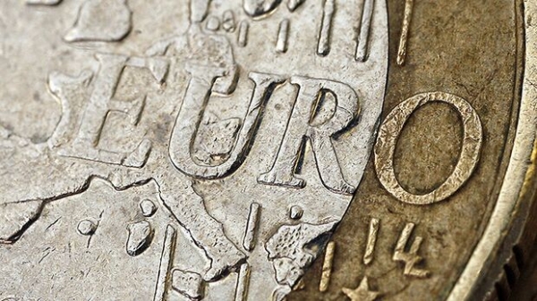 اليورو بصدد أسوأ أسبوع في شهرين بفعل المخاوف من انتخابات فرنسا