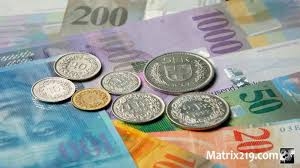 ارتفع الفرنك السويسري إلى أعلى مستوى خلال شهر مقابل اليورو