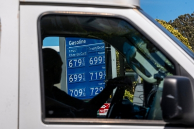 لأول مرة ..متوسط سعر البنزين بأمريكا يتخطى 5 دولارات للجالون