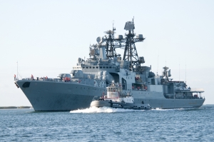مصدر عسكري : روسيا مستعدة لاطلاق النار اذا تطفلت السفن والغواصات الاجنبية