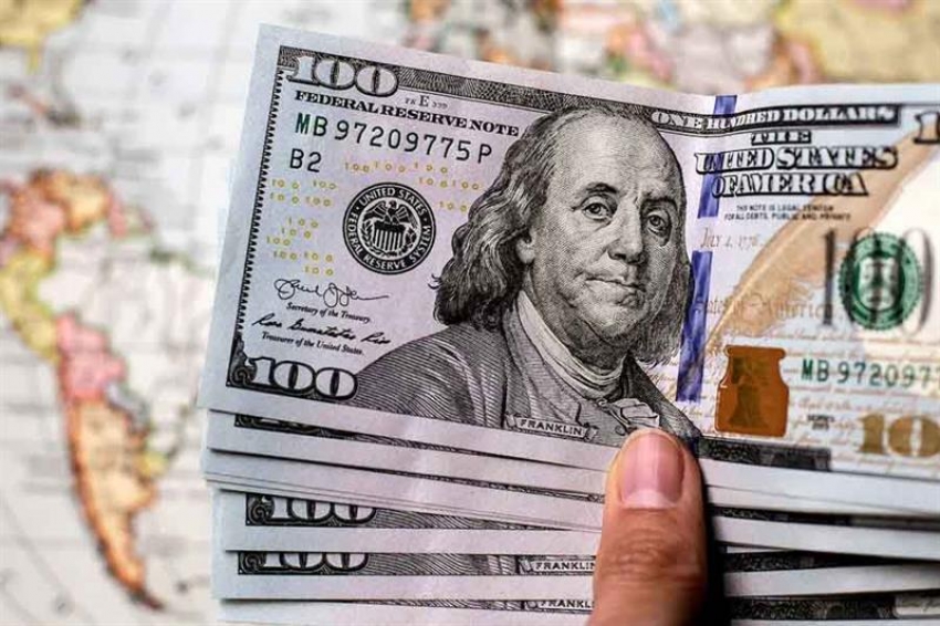 الدولار يكافح من اجل التعافي مع التركيز على اجتماع الاحتياطي الفيدرالي