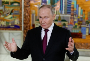 بوتين يهدد &quot;بقطع وصول أوكرانيا إلى البحر&quot; بعد هجمات على ناقلات نفط