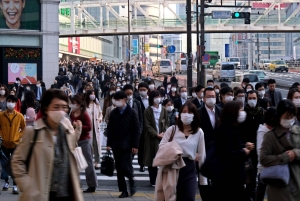 تمدد اليابان حالة الطوارئ المتعلقة بفيروس كورونا في طوكيو