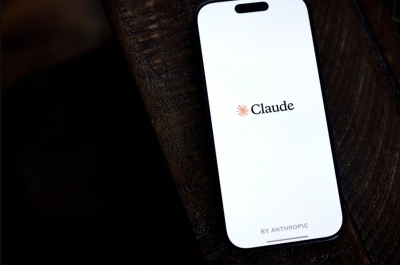 أنثروبيك تحدث نموذجها للذكاء الاصطناعي وتقتحم مجال البحوث المالية