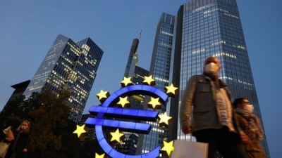 البنك المركزي الاوروبي يرفع توقعات التضخم ويخفض توقعات النمو في 2022